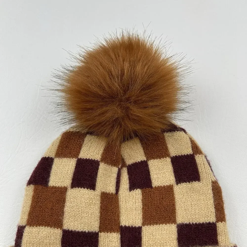 Women’s Checkered Knit Beanie Hat Faux Fur Pom Brown Tan One Size Winter Cap